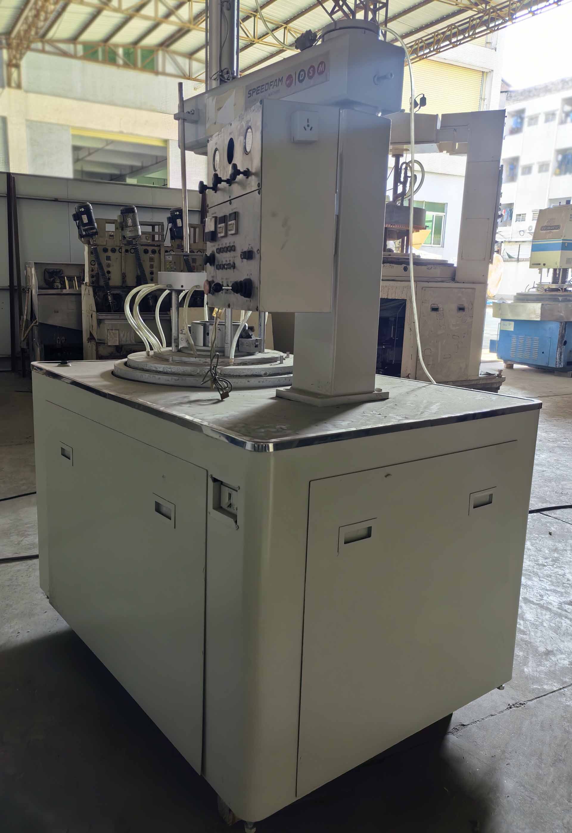 Photo Used SPEEDFAM 18B For Sale