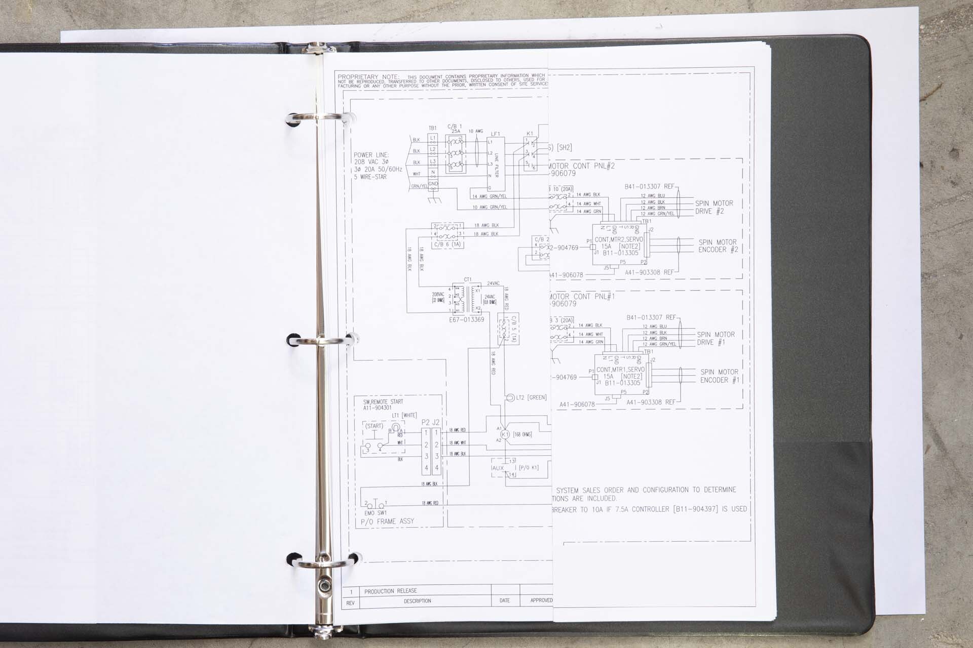 图为 已使用的 SPINTRAC SYSTEMS Spare parts for Coat bake system 待售