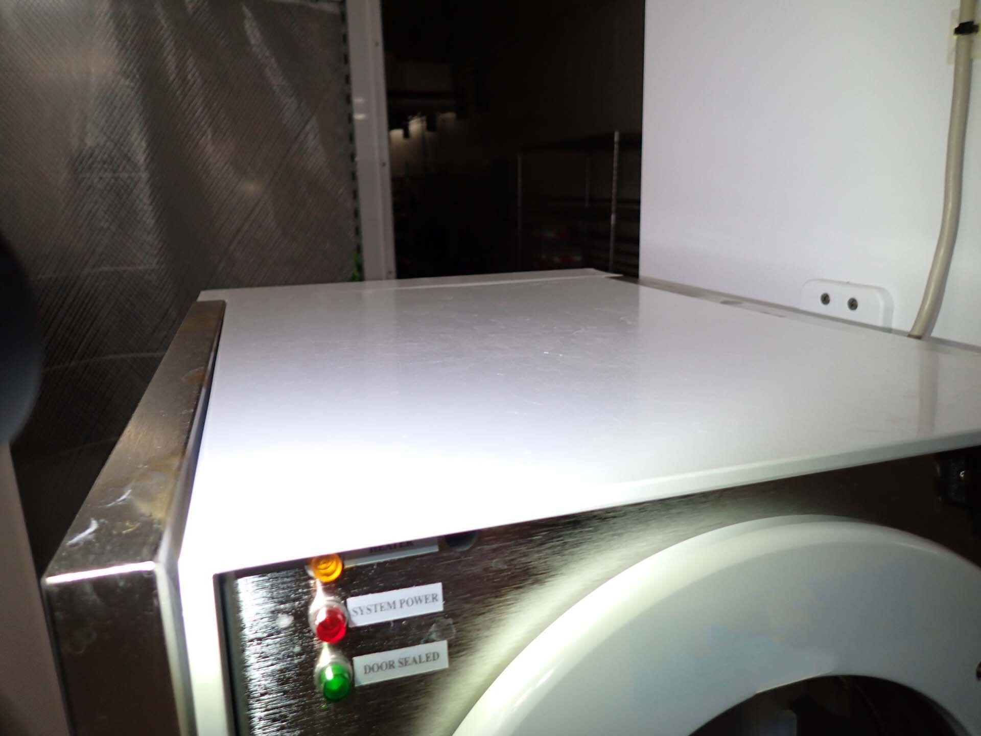 Photo Utilisé SEMITOOL Spin Rinse Dryer (SRD) À vendre