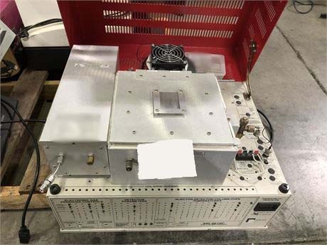 Foto Verwendet SRI INSTRUMENTS 8610C Zum Verkauf
