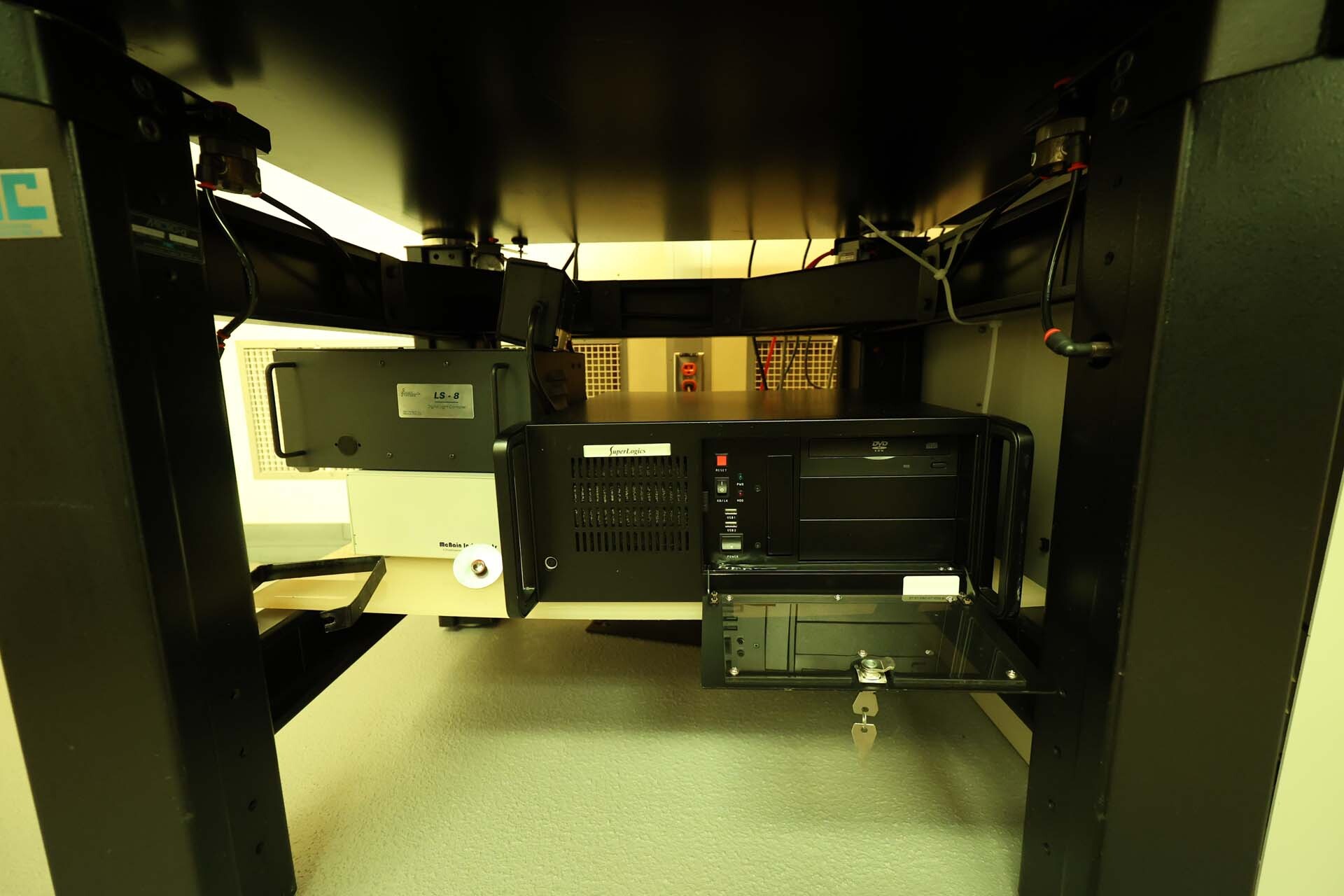 사진 사용됨 SSI Optical measurement system 판매용