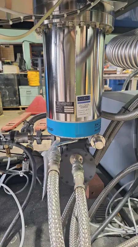 Photo Used STANFORD RESEARCH SYSTEMS / SRS RGA 100 For Sale