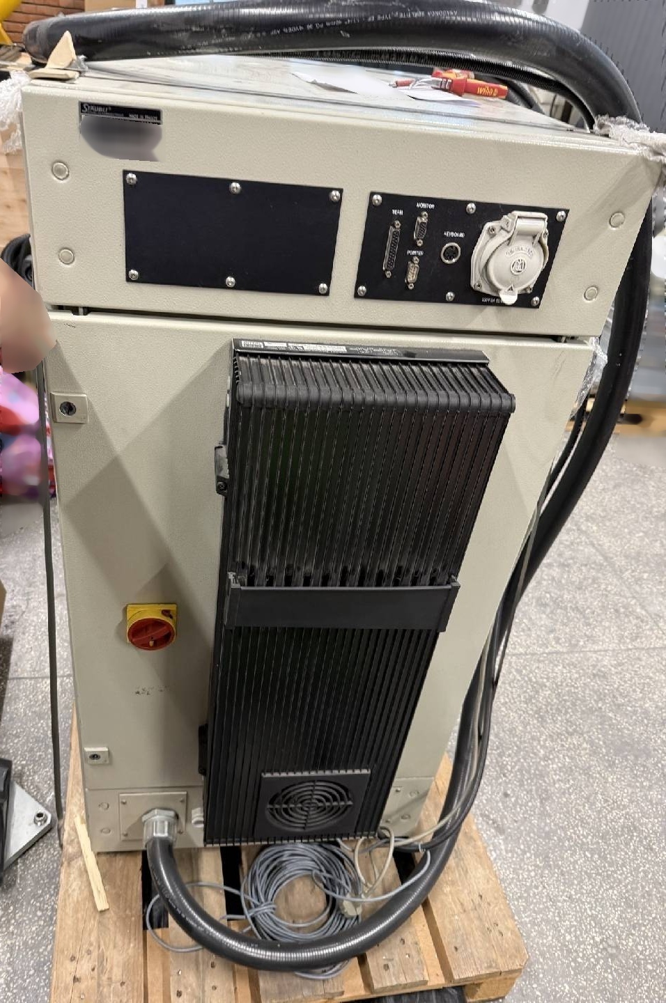 图为 已使用的 STAUBLI RX130 待售