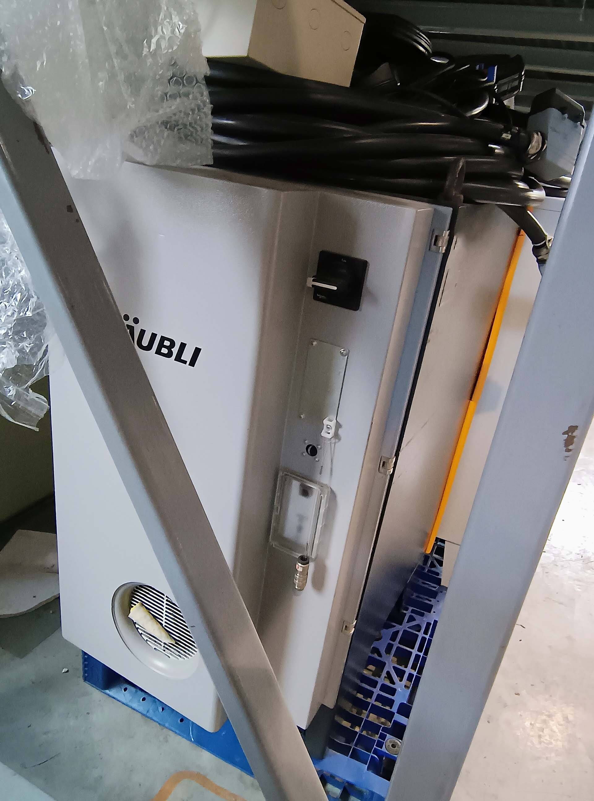 图为 已使用的 STAUBLI ST40 待售
