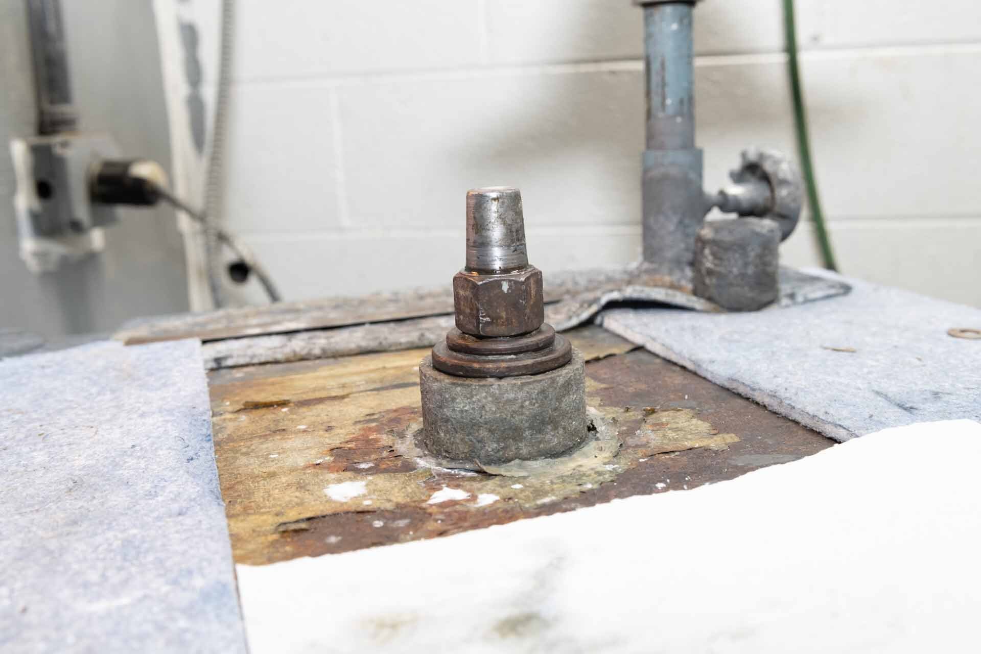 Photo Used STRASBAUGH 6T For Sale