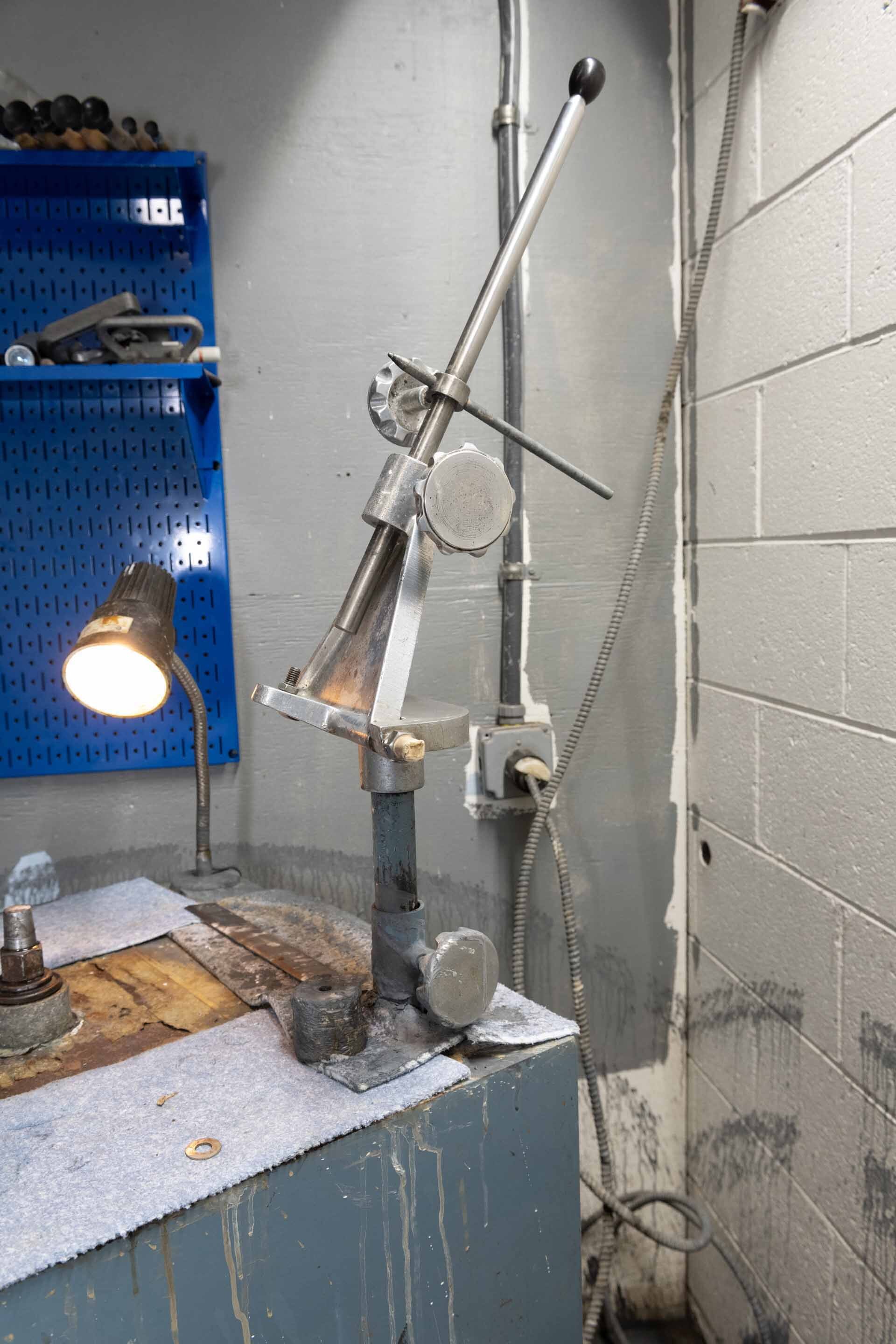 Photo Used STRASBAUGH 6T For Sale