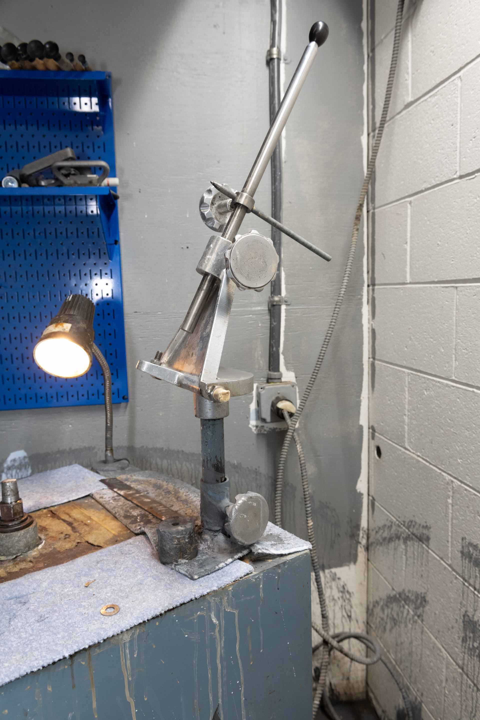 Photo Used STRASBAUGH 6T For Sale