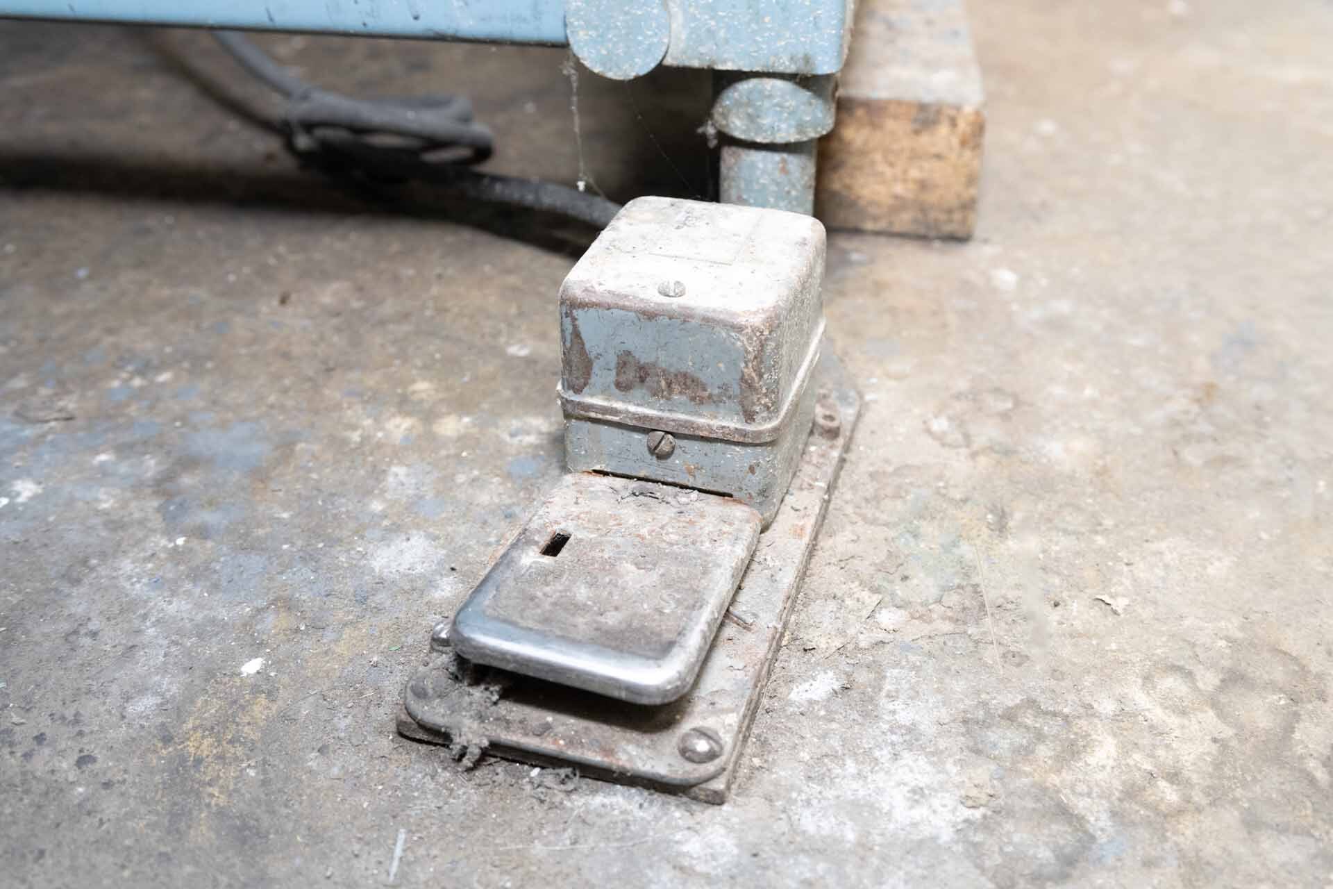 Photo Used STRASBAUGH 6T For Sale
