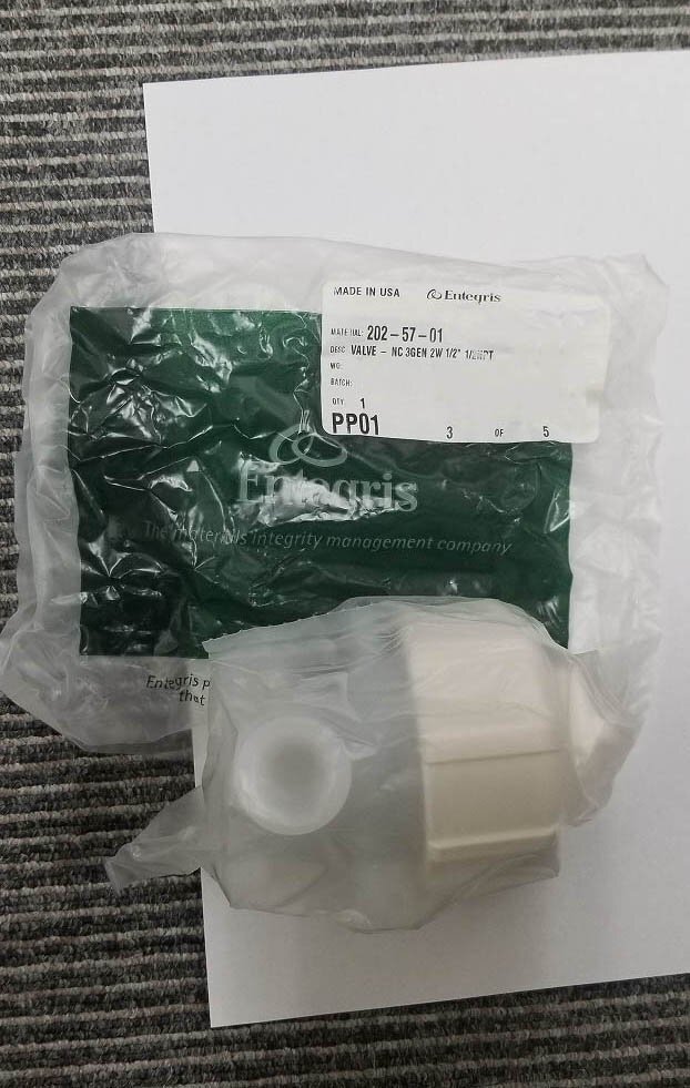 フォト（写真） 使用される STRASBAUGH Lot of spare parts for 6DS-SP 販売のために