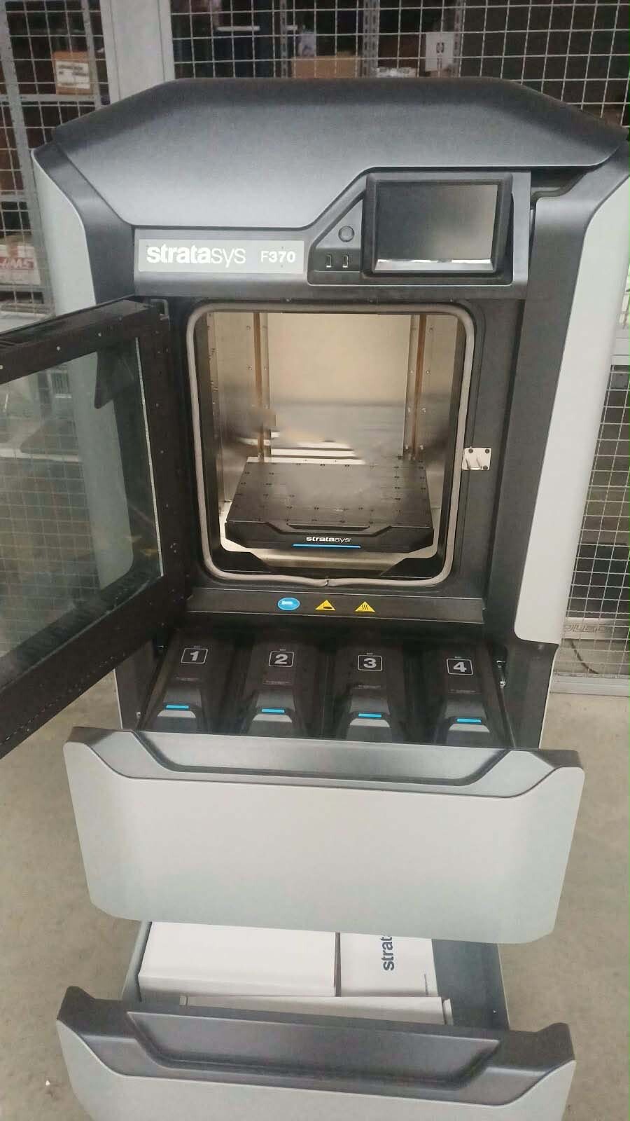 Foto Verwendet STRATASYS F370 Zum Verkauf