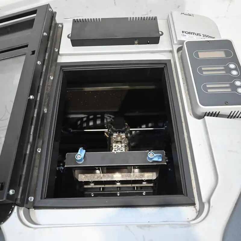 フォト（写真） 使用される STRATASYS Fortus 250MC 販売のために