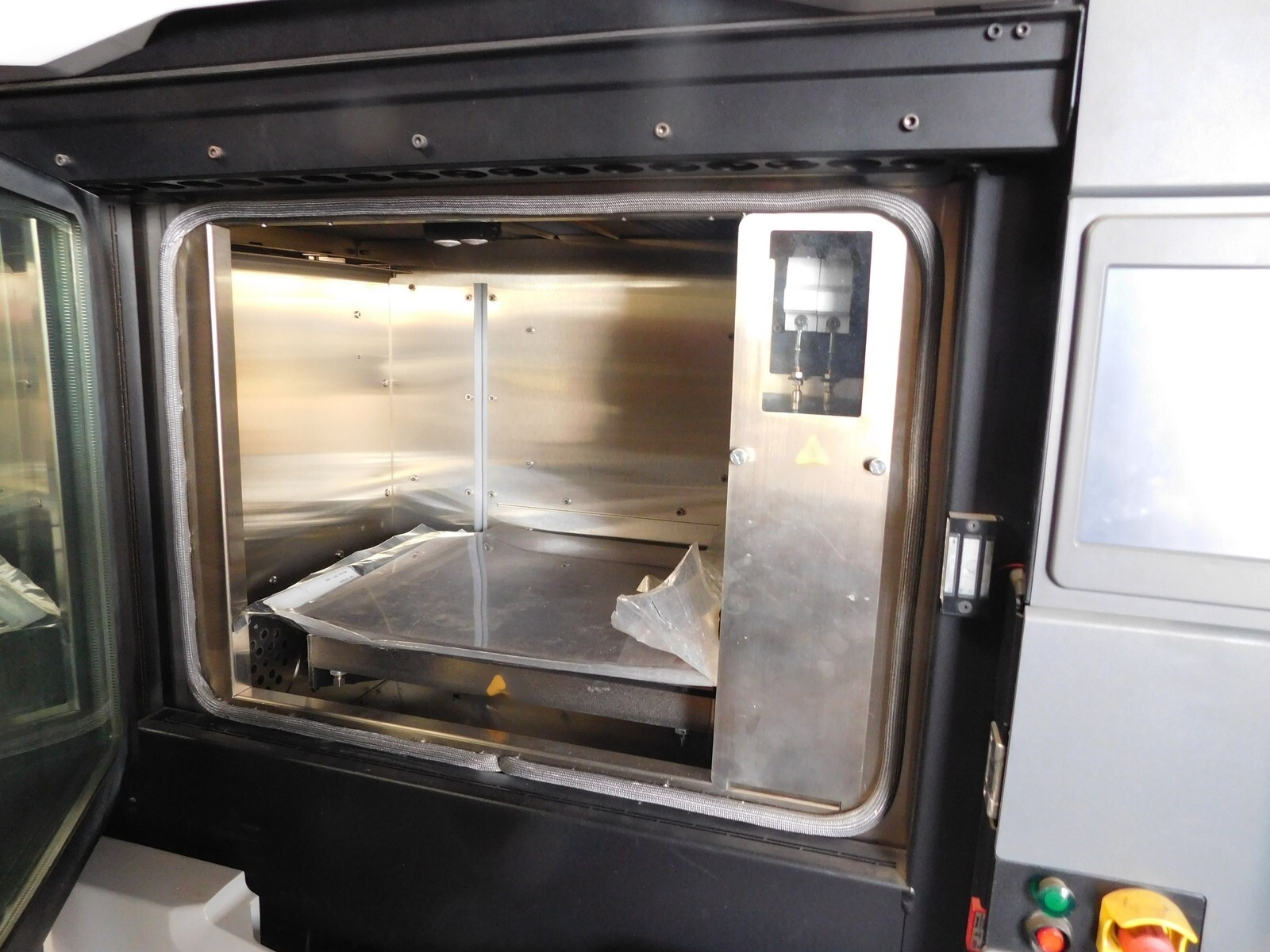 图为 已使用的 STRATASYS Fortus 450MC 待售