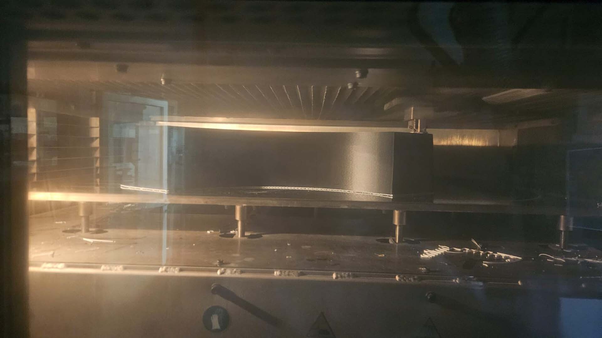 Foto Verwendet STRATASYS Fortus 900MC Zum Verkauf