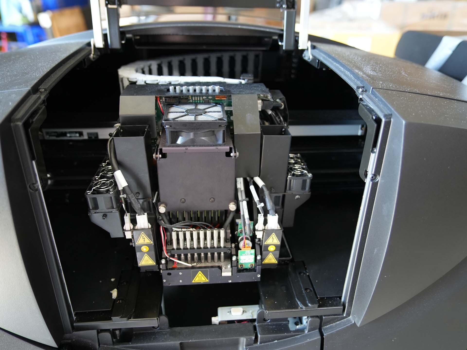 Foto Verwendet STRATASYS Objet 260 Connex3 Zum Verkauf