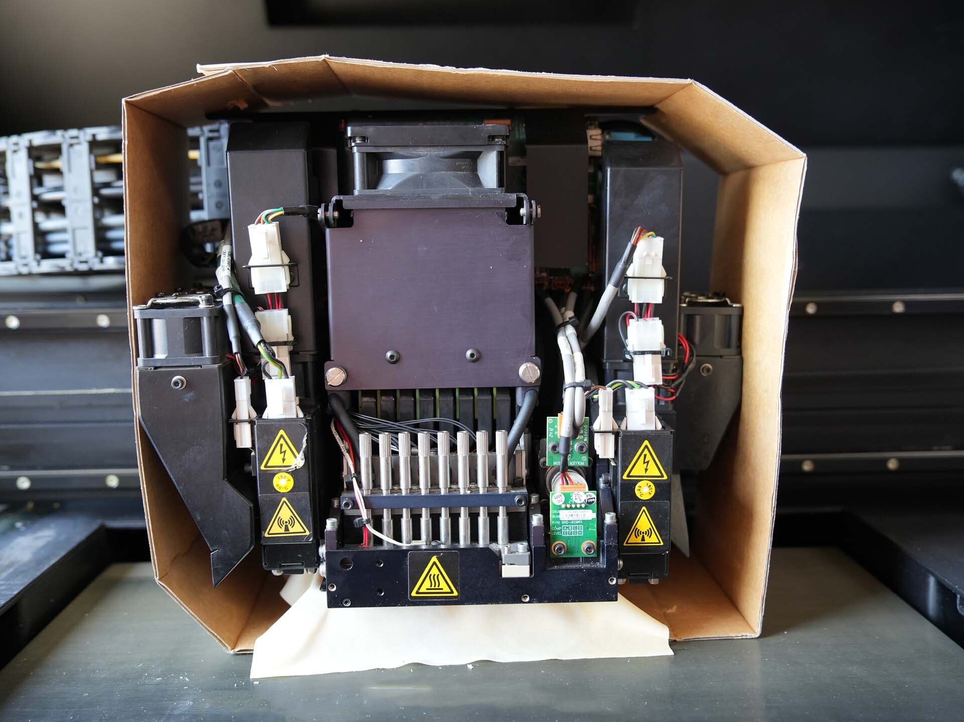 圖為 已使用的 STRATASYS Objet 500 CNX3 待售
