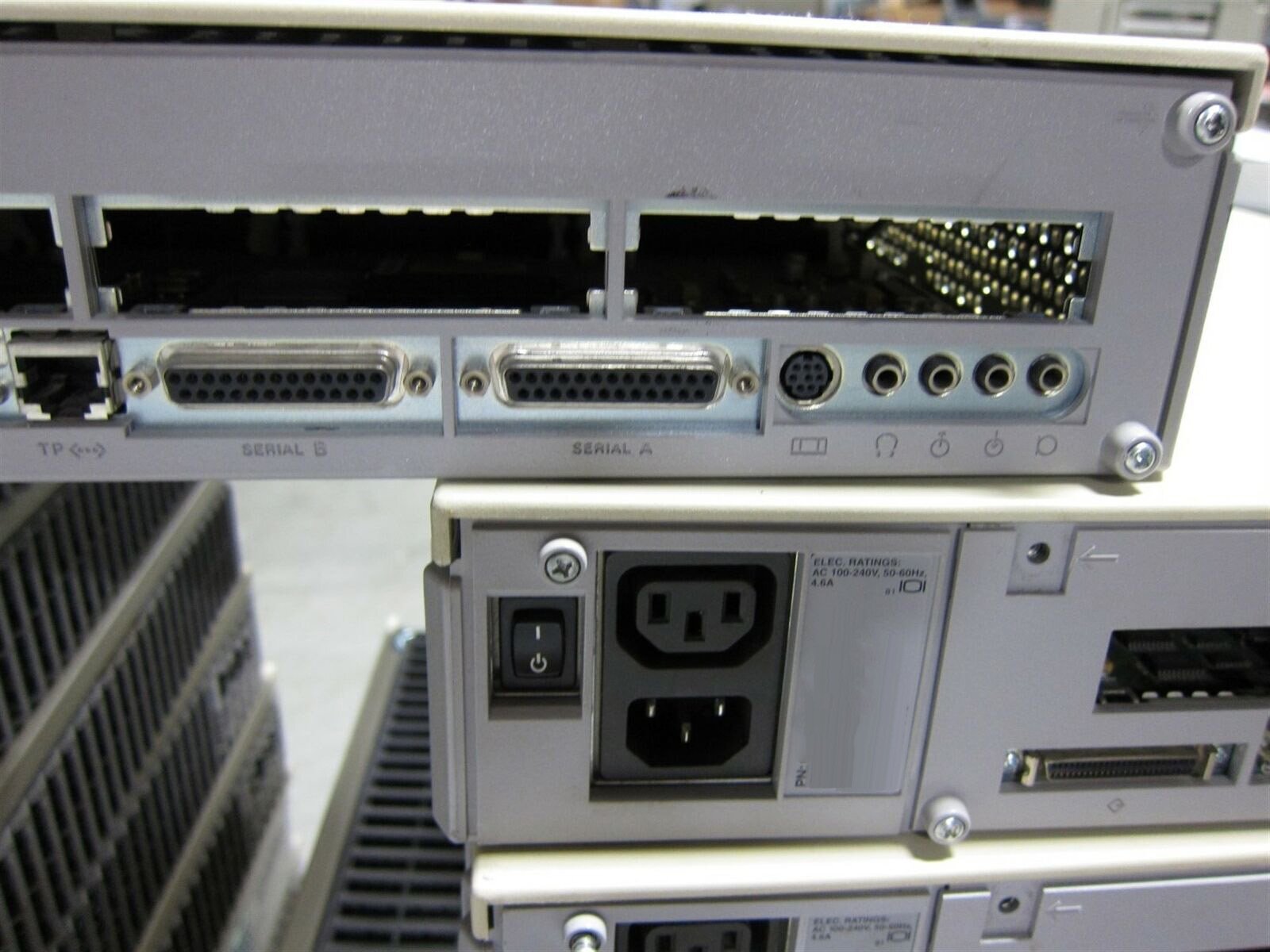 图为 已使用的 SUN MICROSYSTEMS SPARCstation 5 待售