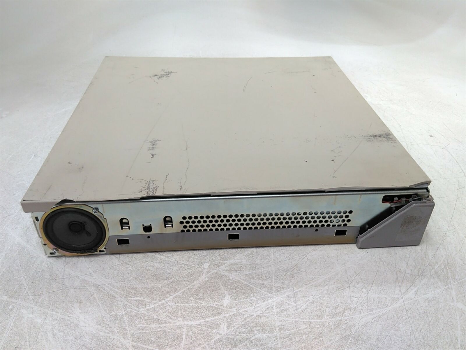 Photo Used SUN MICROSYSTEMS SPARCstation 5 For Sale