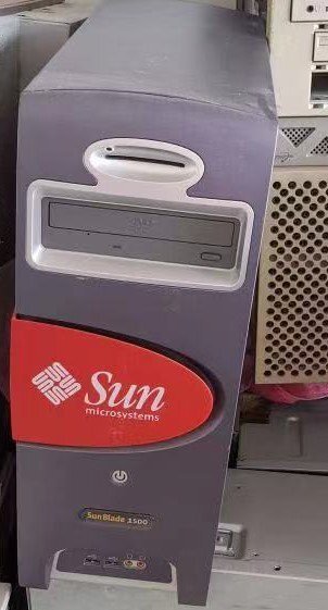 사진 사용됨 SUN MICROSYSTEMS SunBlade 1500 판매용