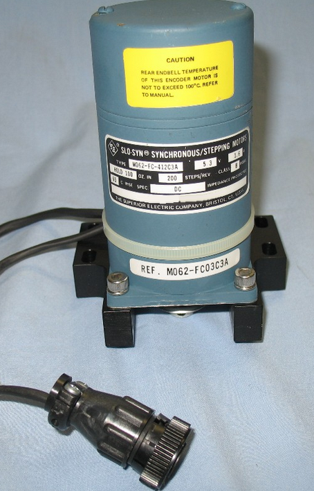 フォト（写真） 使用される SUPERIOR ELECTRIC SLO-SYN M062-FC-412C3A 販売のために