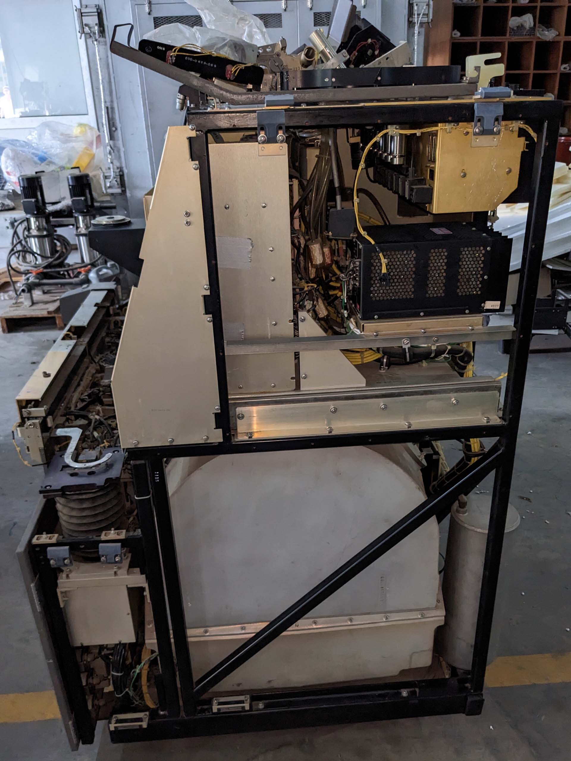 Photo Used SVG / PERKIN ELMER / ASML 661 HT For Sale