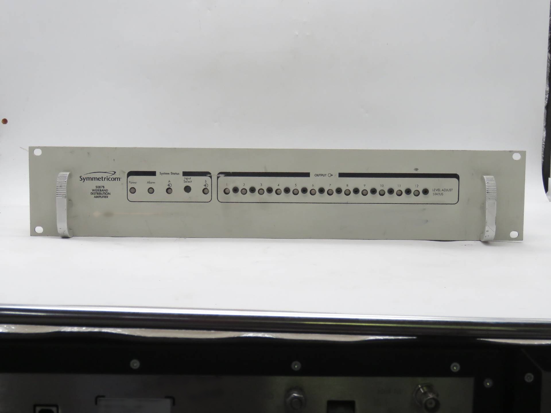 Photo Used SYMMETRICOM TSC 5087B For Sale