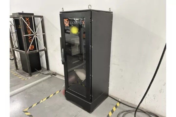 Foto Verwendet SYNERGX TECHNOLOGIES INC. Windx Zum Verkauf