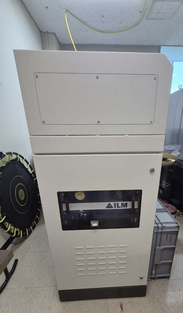 Photo Used SYNOVA LCS 800 For Sale