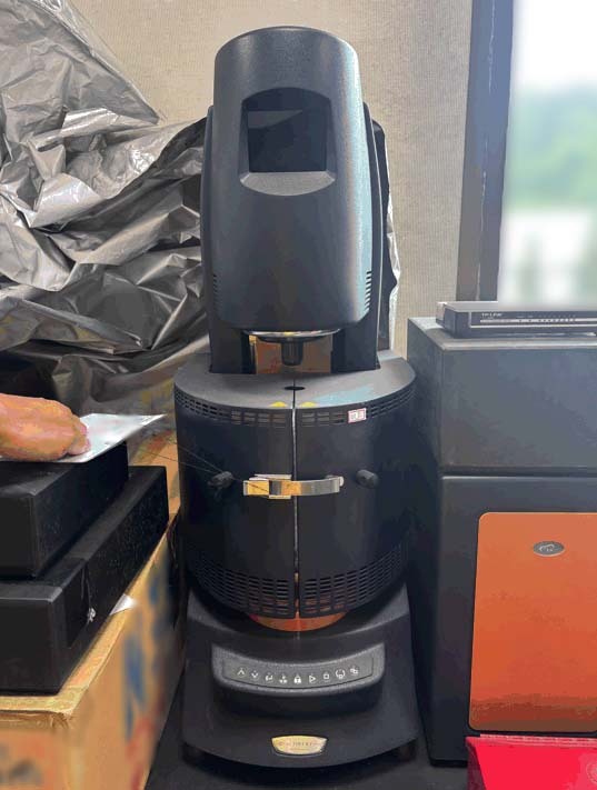 Foto Verwendet TA INSTRUMENTS DMA Q800 Zum Verkauf