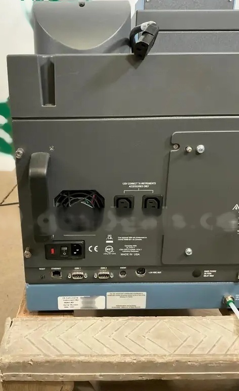 사진 사용됨 TA INSTRUMENTS TGA Q500 판매용
