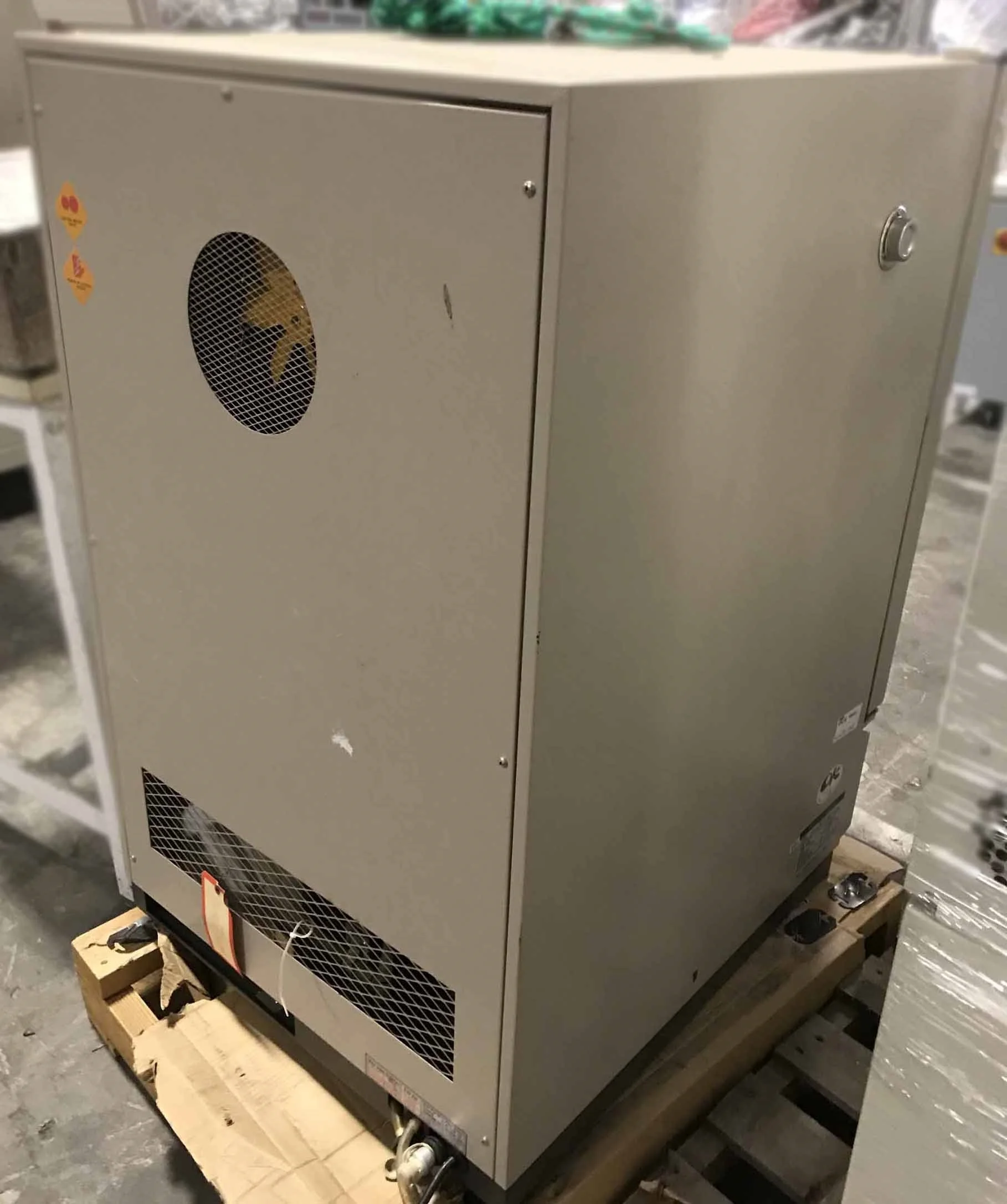 TABAI ESPEC LHU-112M-U チャンバー はセール価格 #9216437 TABAI ESPEC LHU-112M-U チャンバー はセール価格 #9216437