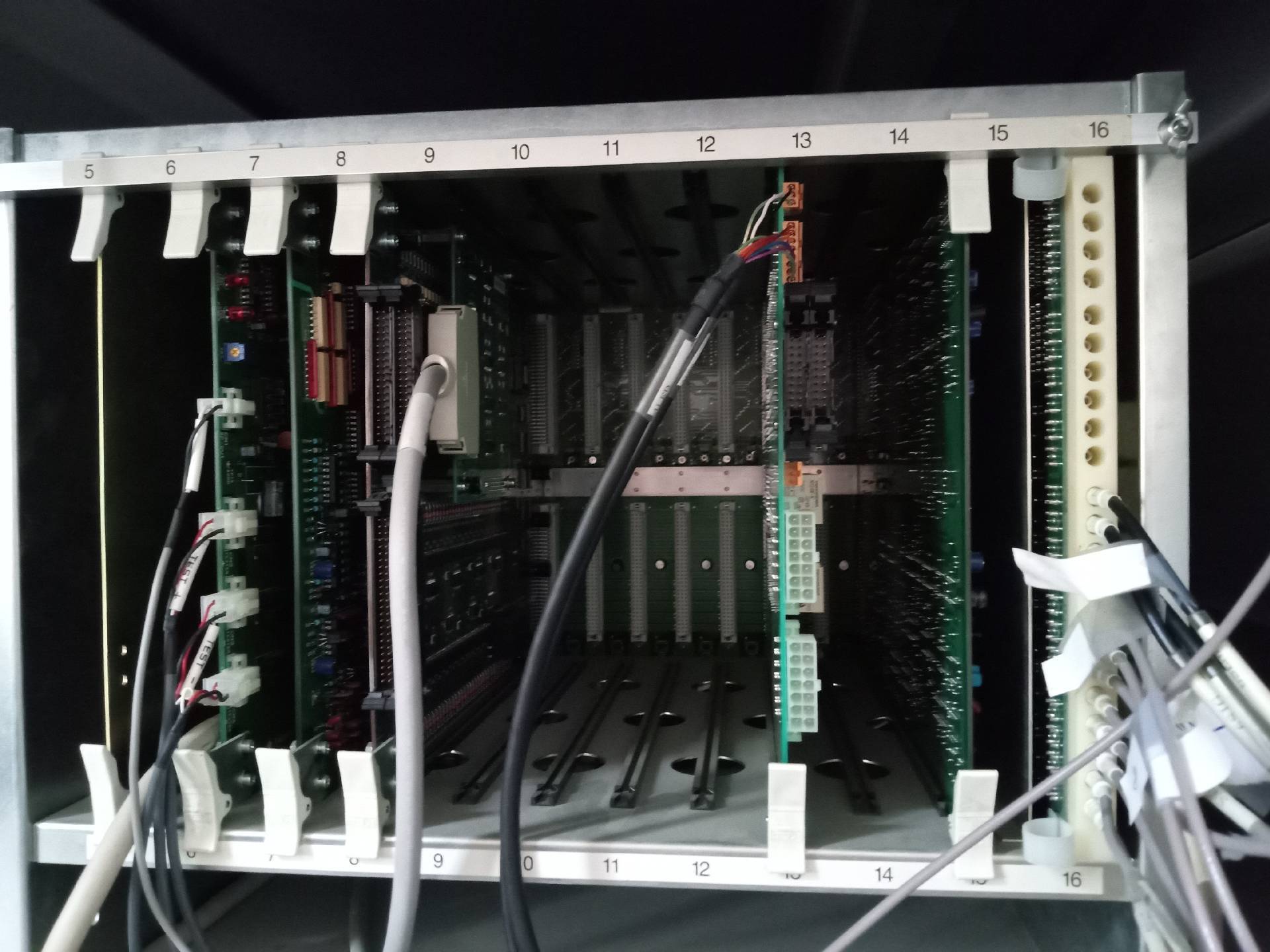 图为 已使用的 TAKAYA APT 9401 SL 待售