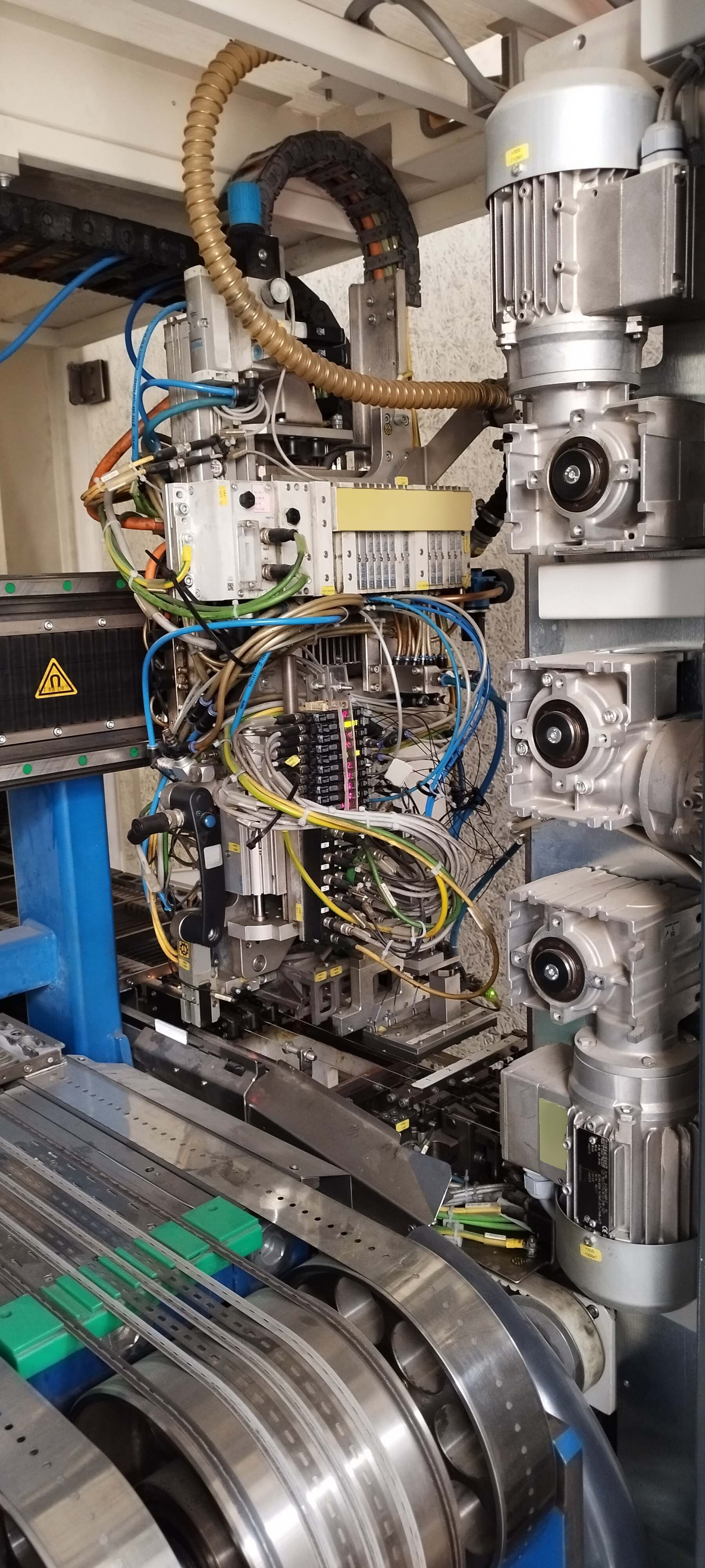 圖為 已使用的 TEAM TECHNIK TT2100 待售