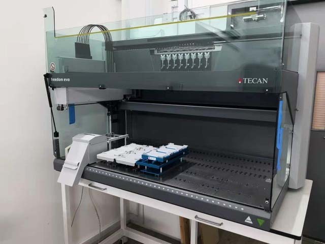 Photo Used TECAN Freedom EVO 150 For Sale