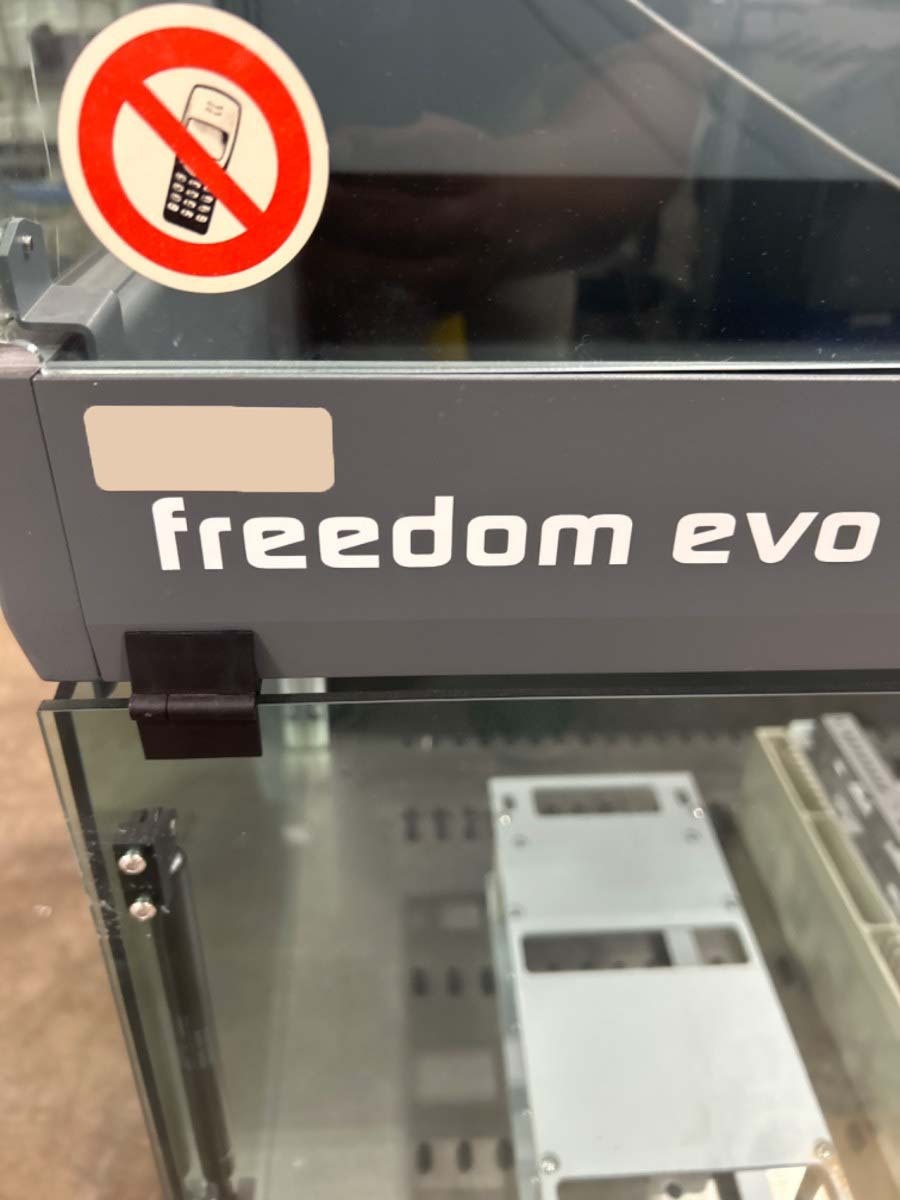 图为 已使用的 TECAN Freedom EVO-2 200 待售