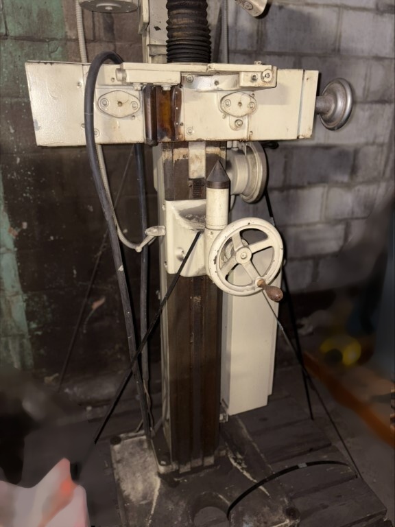 Foto Verwendet TECHNICA ZSM‑150 Zum Verkauf