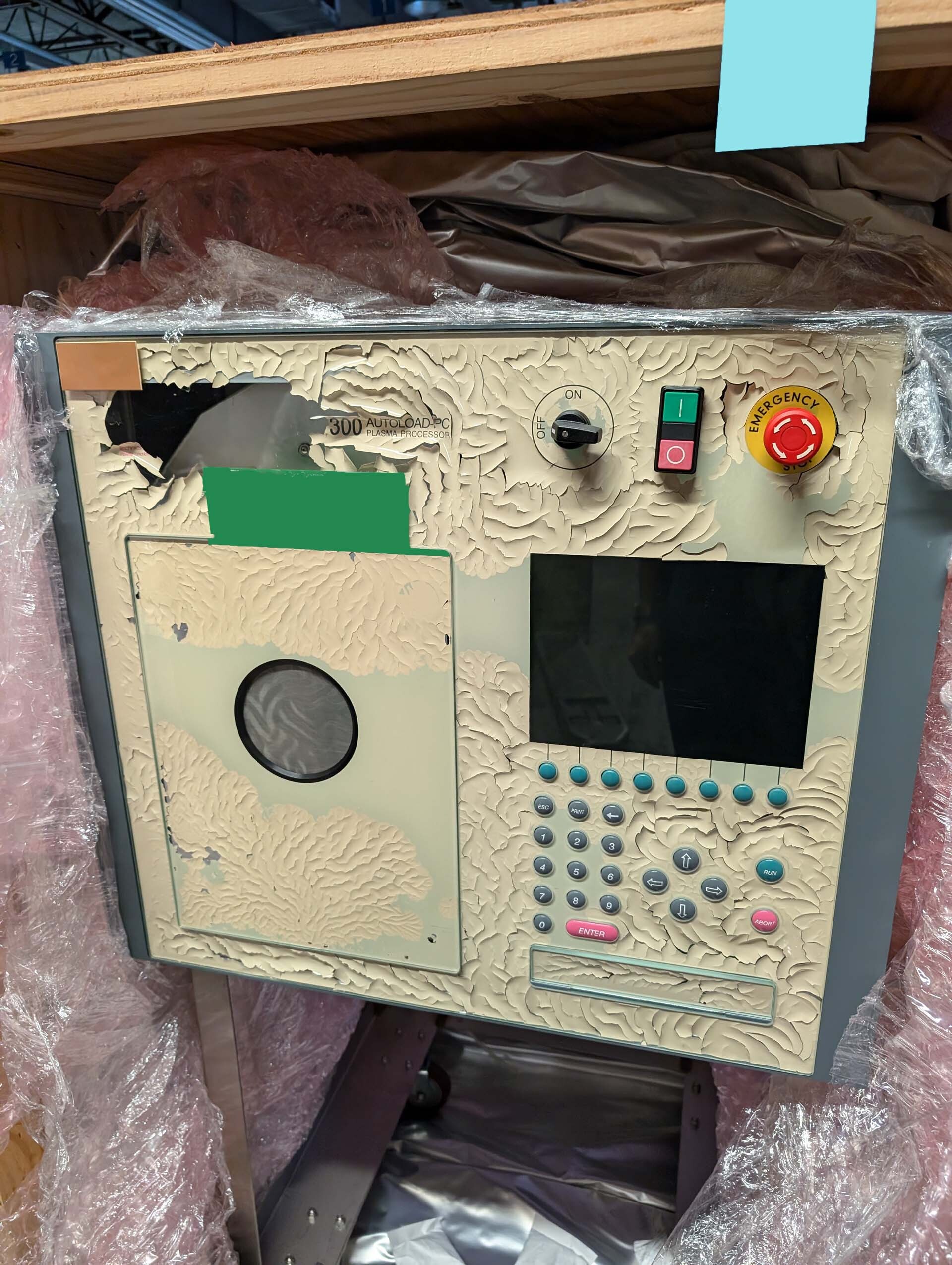 Foto Verwendet TECHNICS PLASMA GMBH 300 PC Zum Verkauf