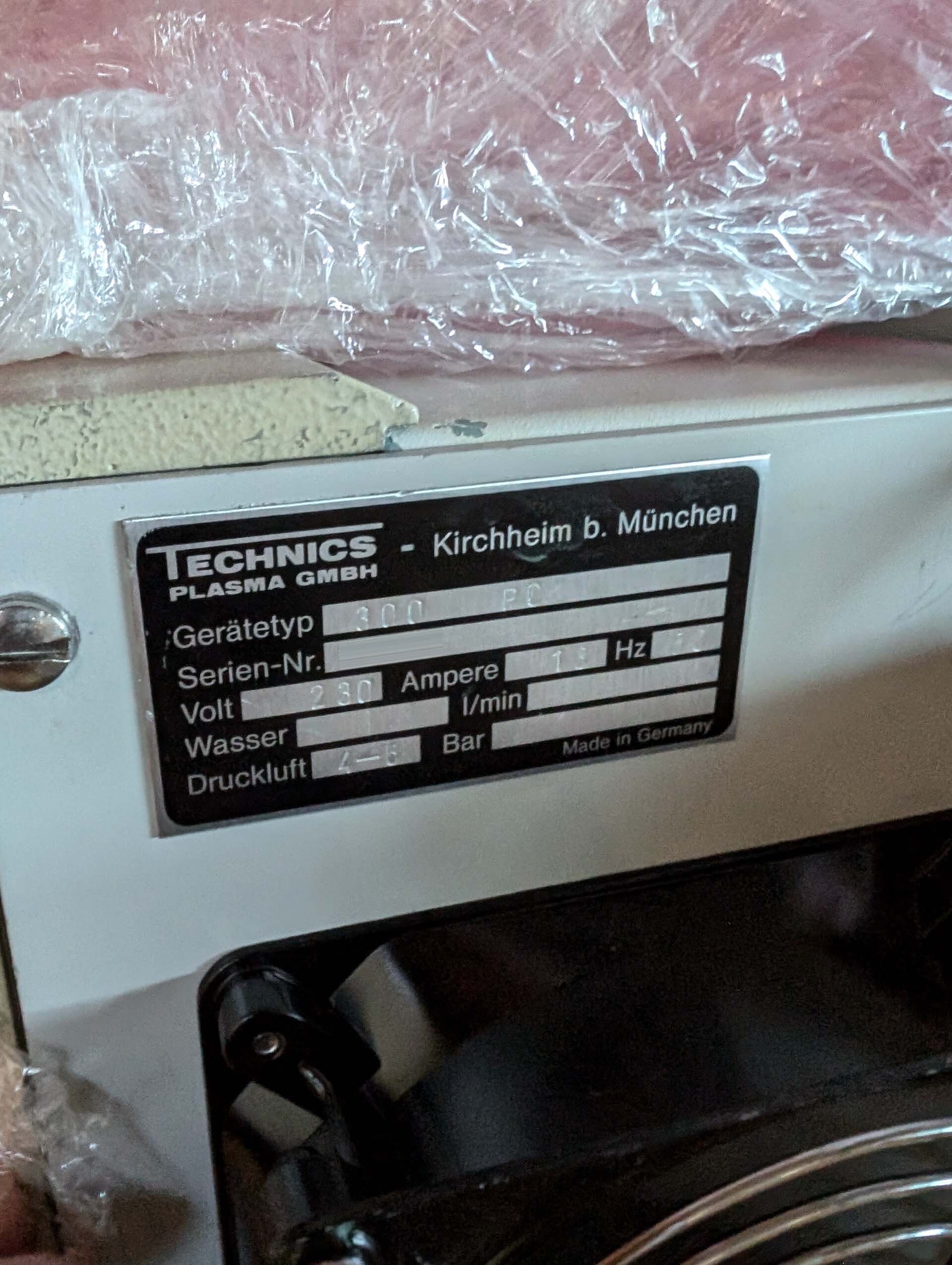Foto Verwendet TECHNICS PLASMA GMBH 300 PC Zum Verkauf