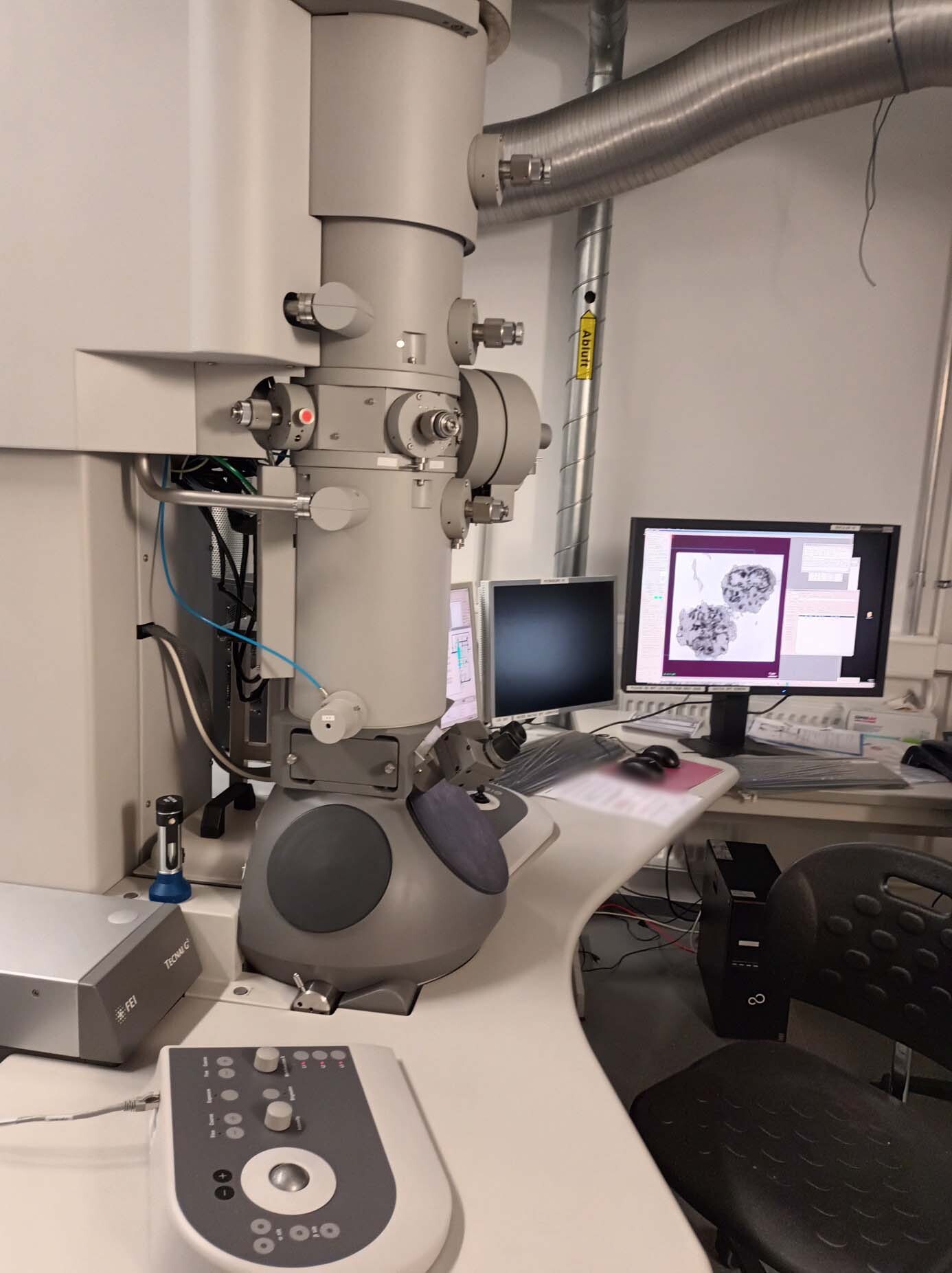 사진 사용됨 THERMO FISHER SCIENTIFIC / PHILIPS / FEI Tecnai F20 판매용