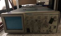 TEKTRONIX 2205