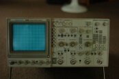 사진 사용됨 TEKTRONIX 2246 판매용