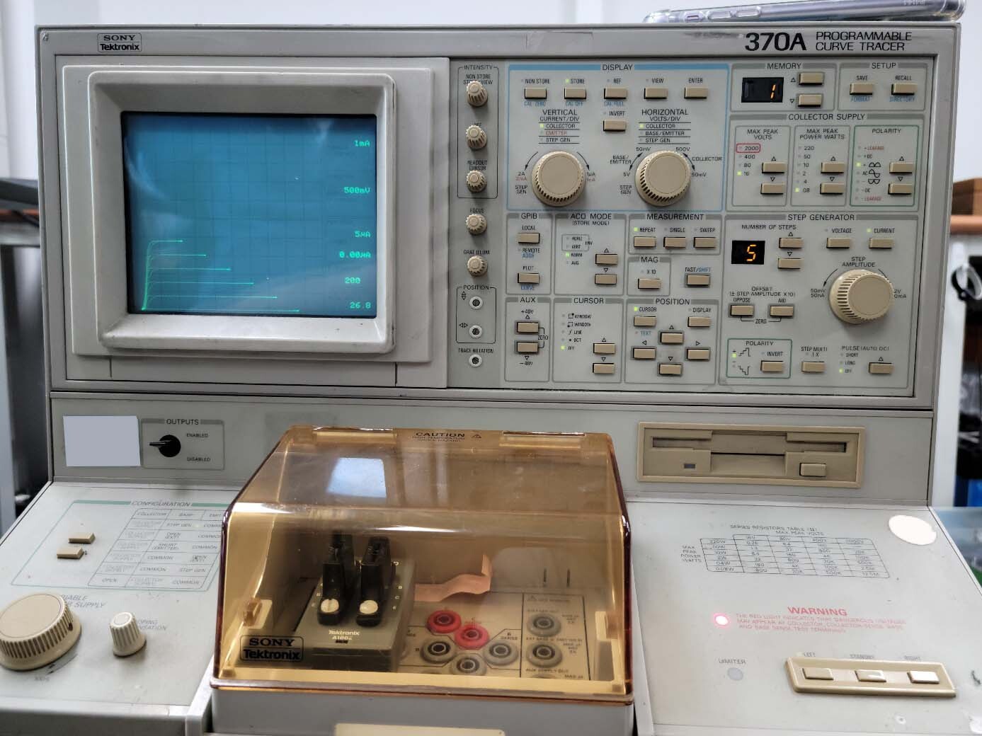 圖為 已使用的 TEKTRONIX 370A 待售