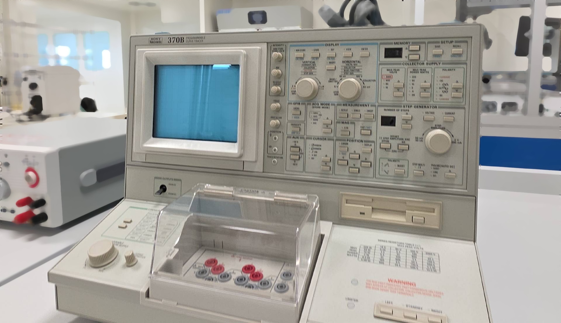 Foto Verwendet TEKTRONIX 370B Zum Verkauf