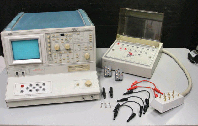 사진 사용됨 TEKTRONIX 371A 판매용