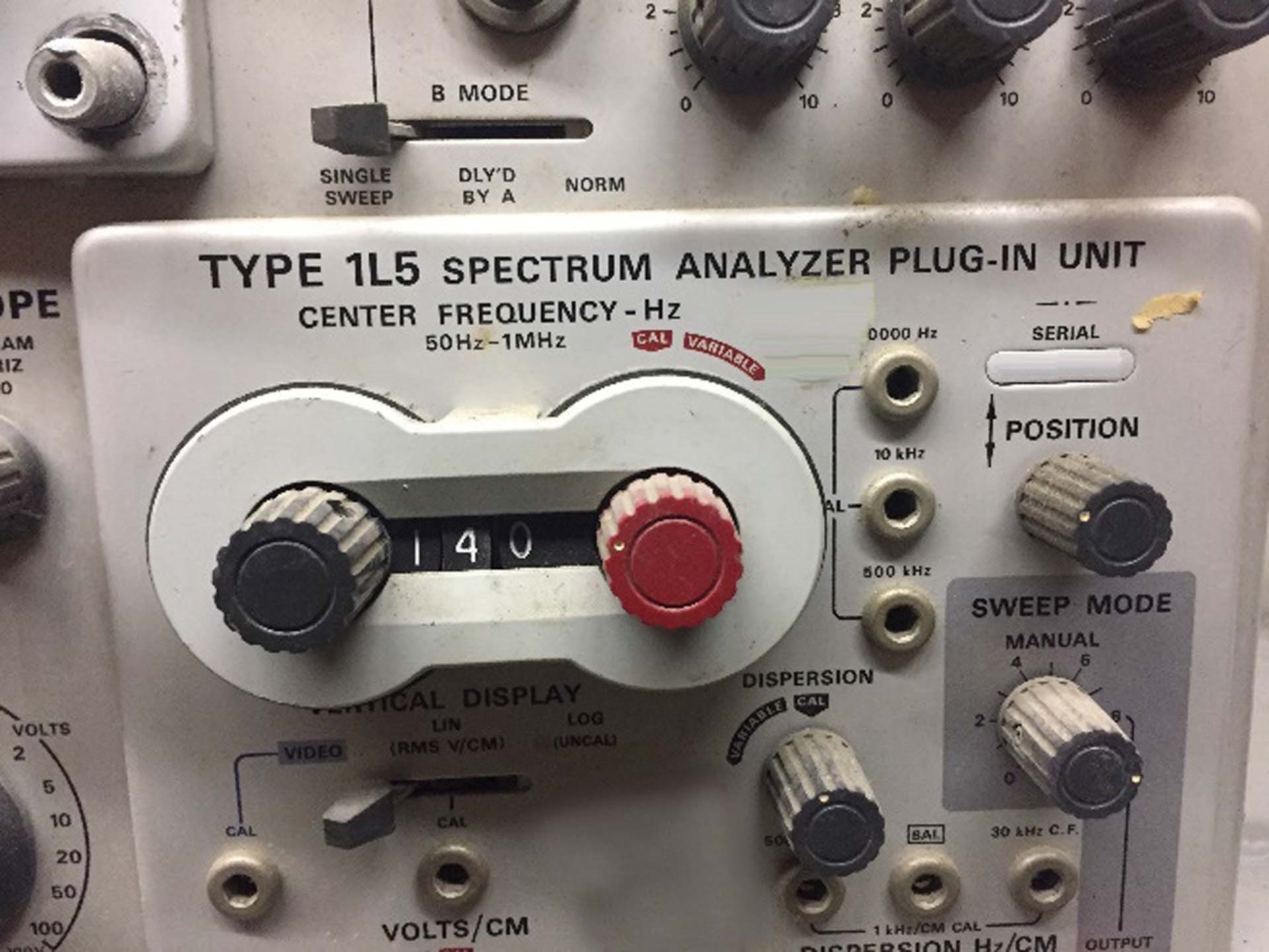 Photo Utilisé TEKTRONIX 556 À vendre