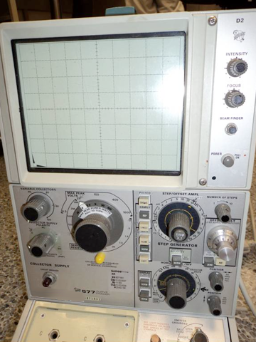 Photo Used TEKTRONIX 577 D2 For Sale