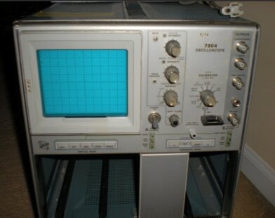 TEKTRONIX 7904 #190786