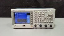 사진 사용됨 TEKTRONIX AFG3102 판매용