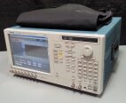 사진 사용됨 TEKTRONIX AWG 5012C 판매용