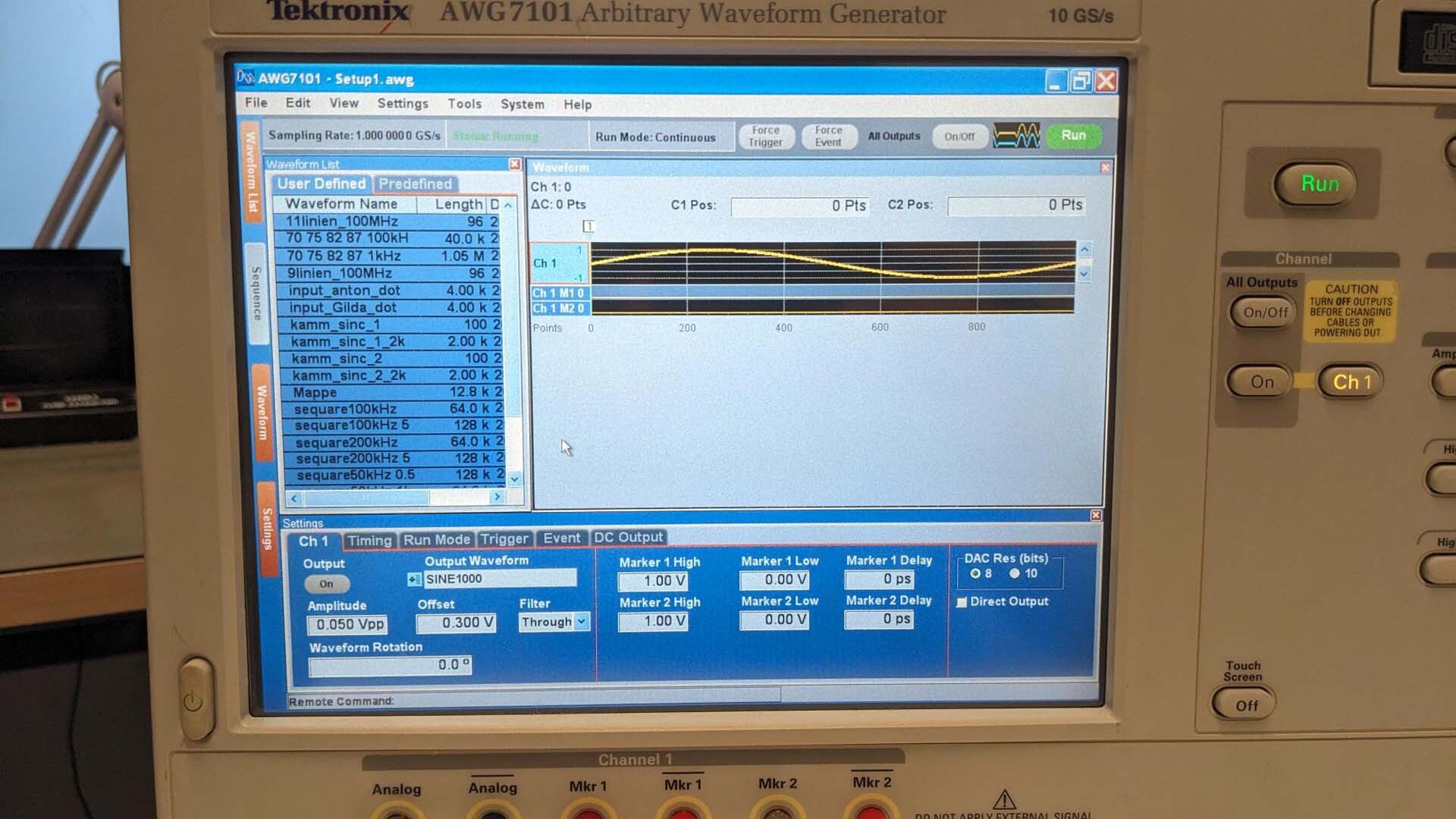 사진 사용됨 TEKTRONIX AWG 7101 판매용