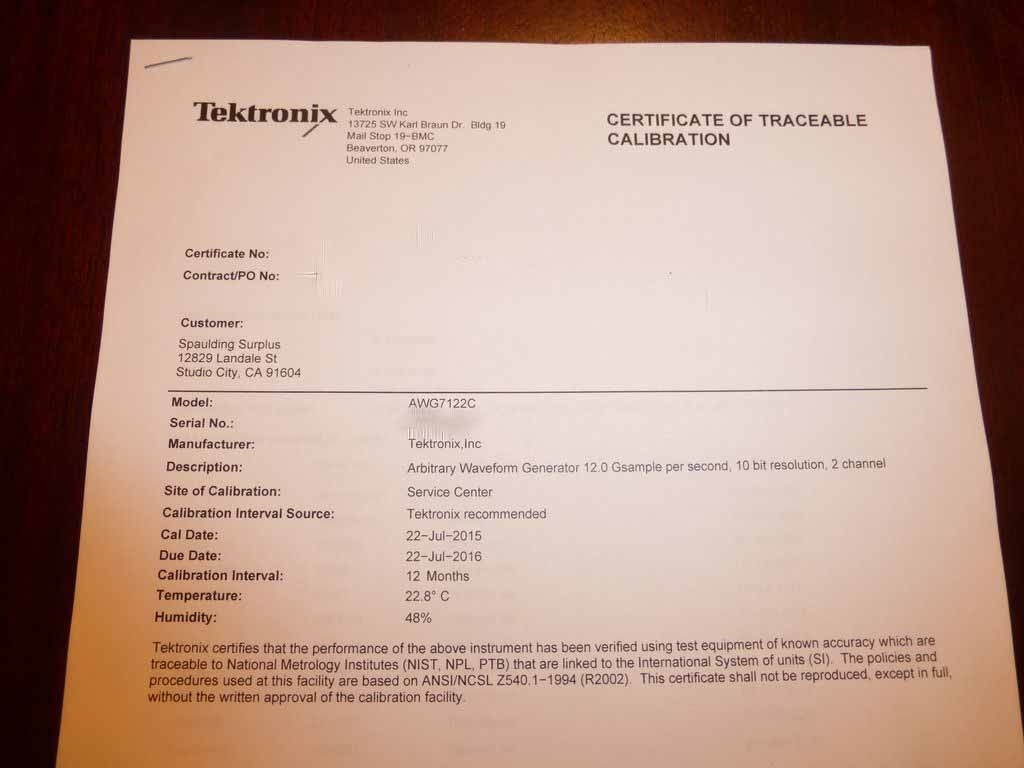 사진 사용됨 TEKTRONIX AWG 7122C 판매용